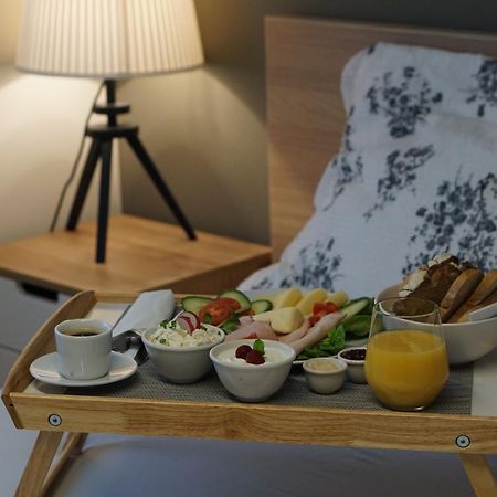 Apartament White Сьрем Екстер'єр фото