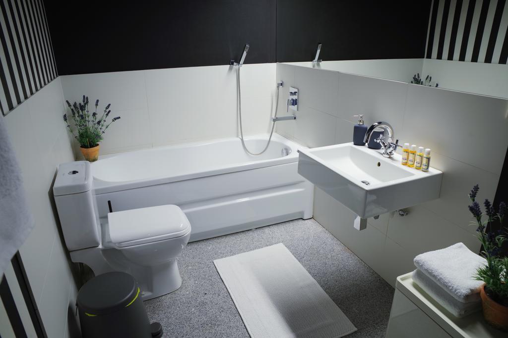 Apartament White Сьрем Екстер'єр фото