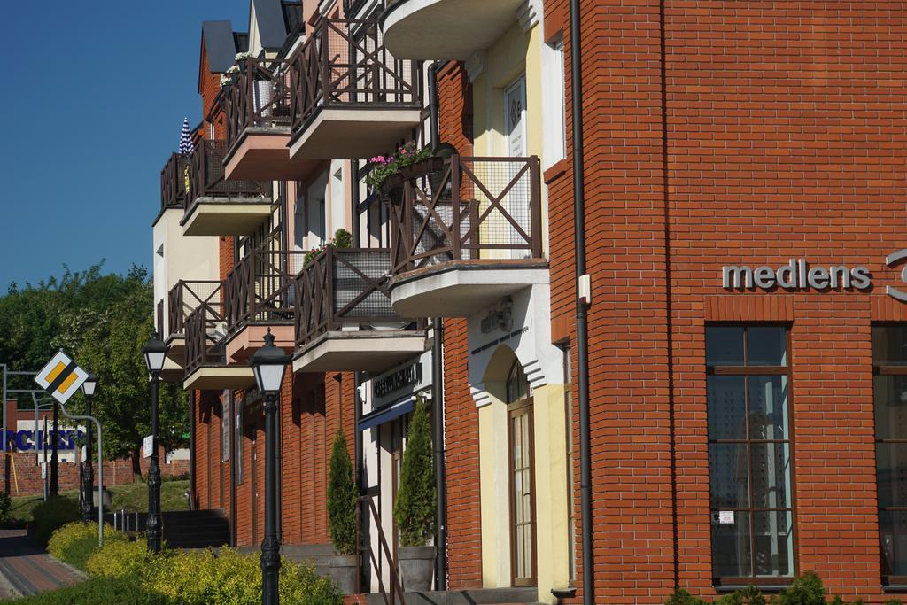 Apartament White Сьрем Екстер'єр фото